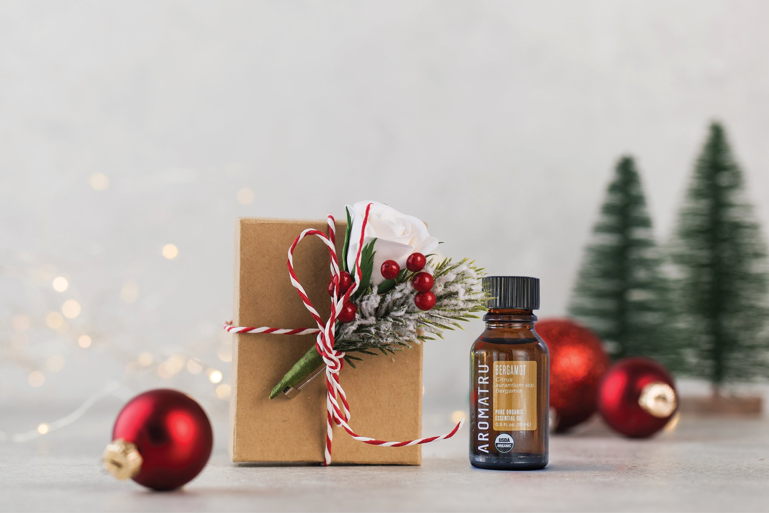 9 Top Organic Essential Oils for Gifting